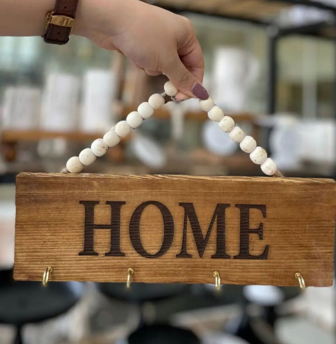 جاکلیدی چوبی مهره دار